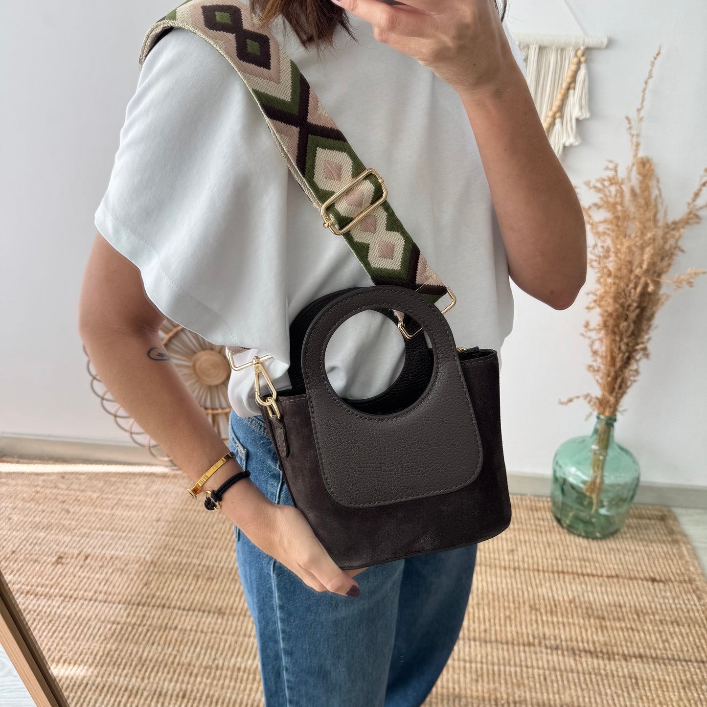 Mini Tote circular en piel y serraje marrón