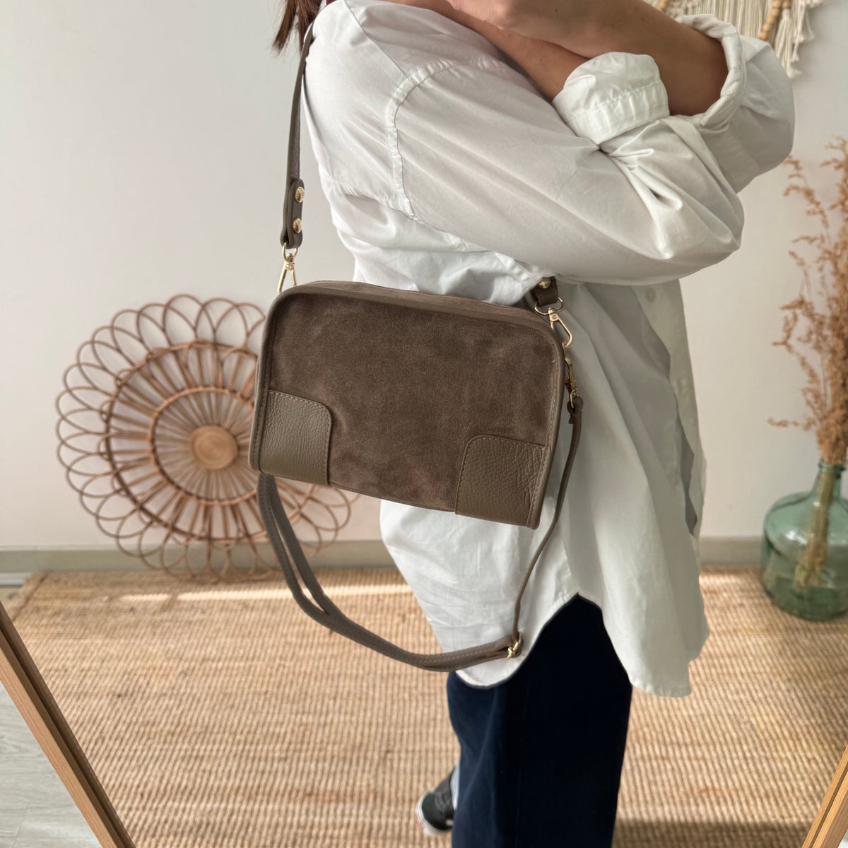 Bolso baúl serraje y piel taupe monocolor