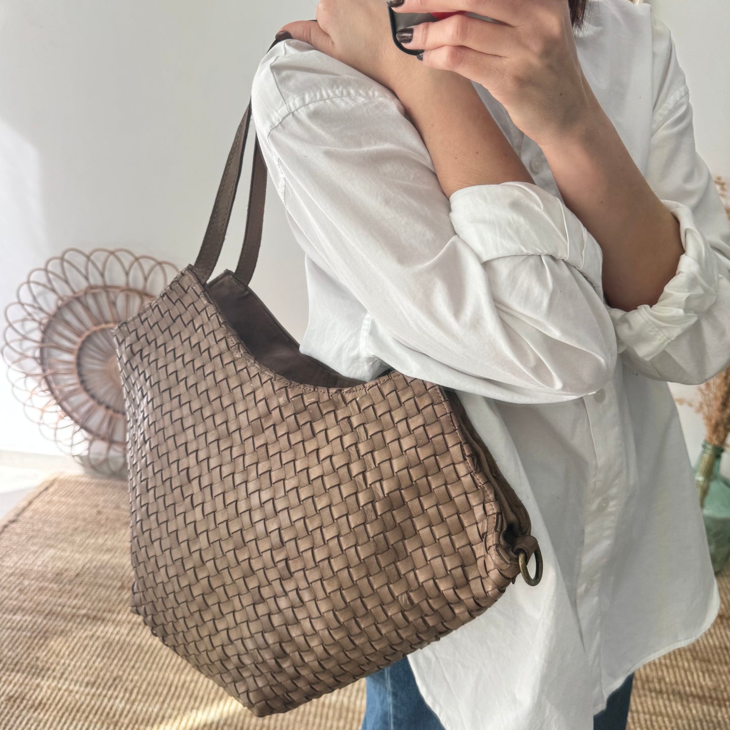 Bolso trapecio piel lavada taupe