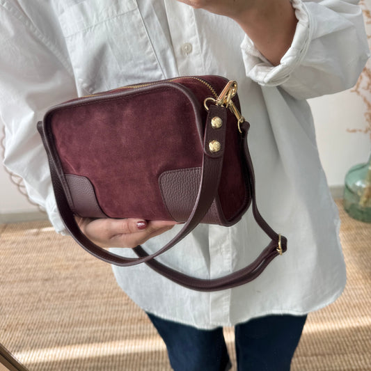 Bolso baúl serraje y piel granate monocolor