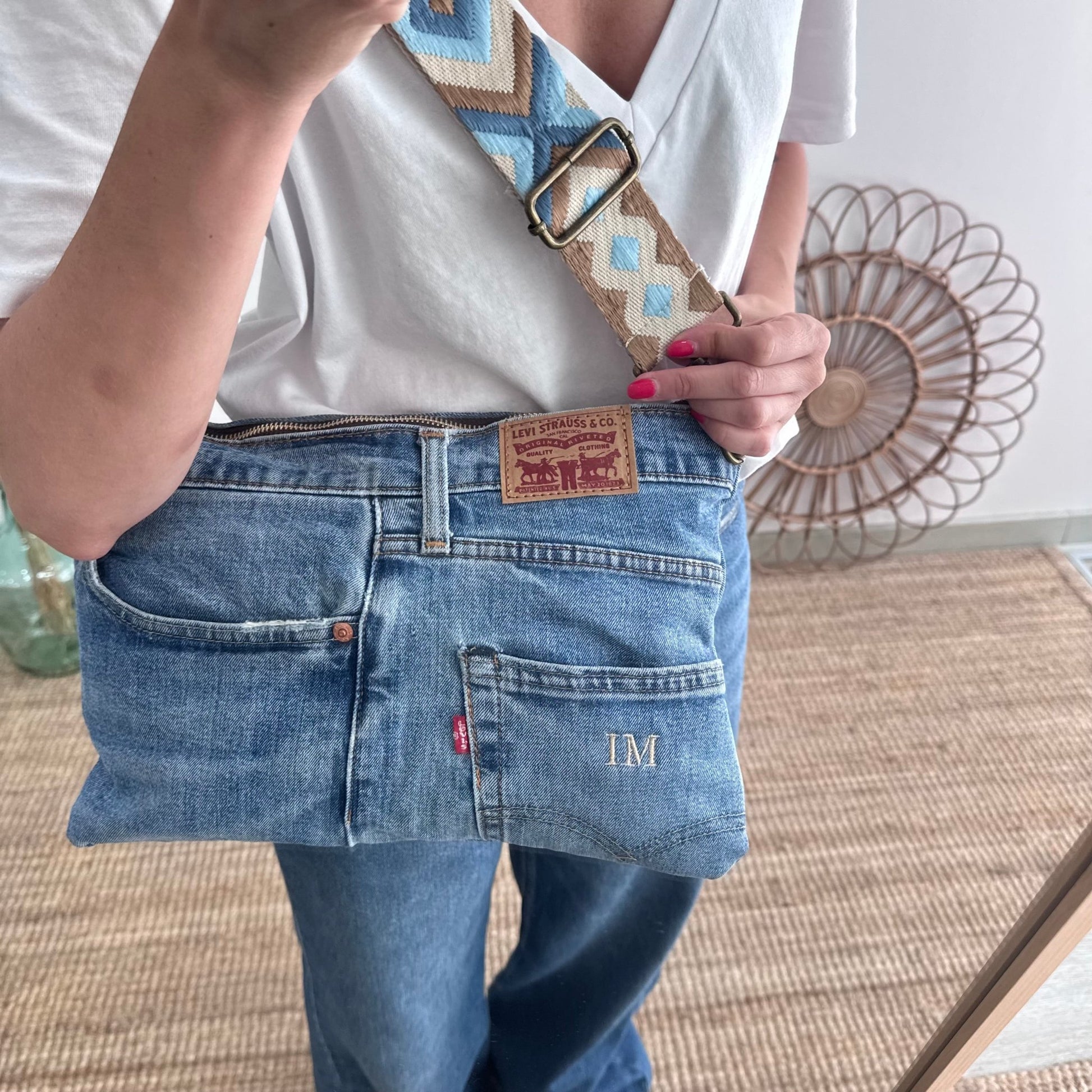 Bandolera denim asas piel taupe iniciales bordadas - Bubbleshopbcn
