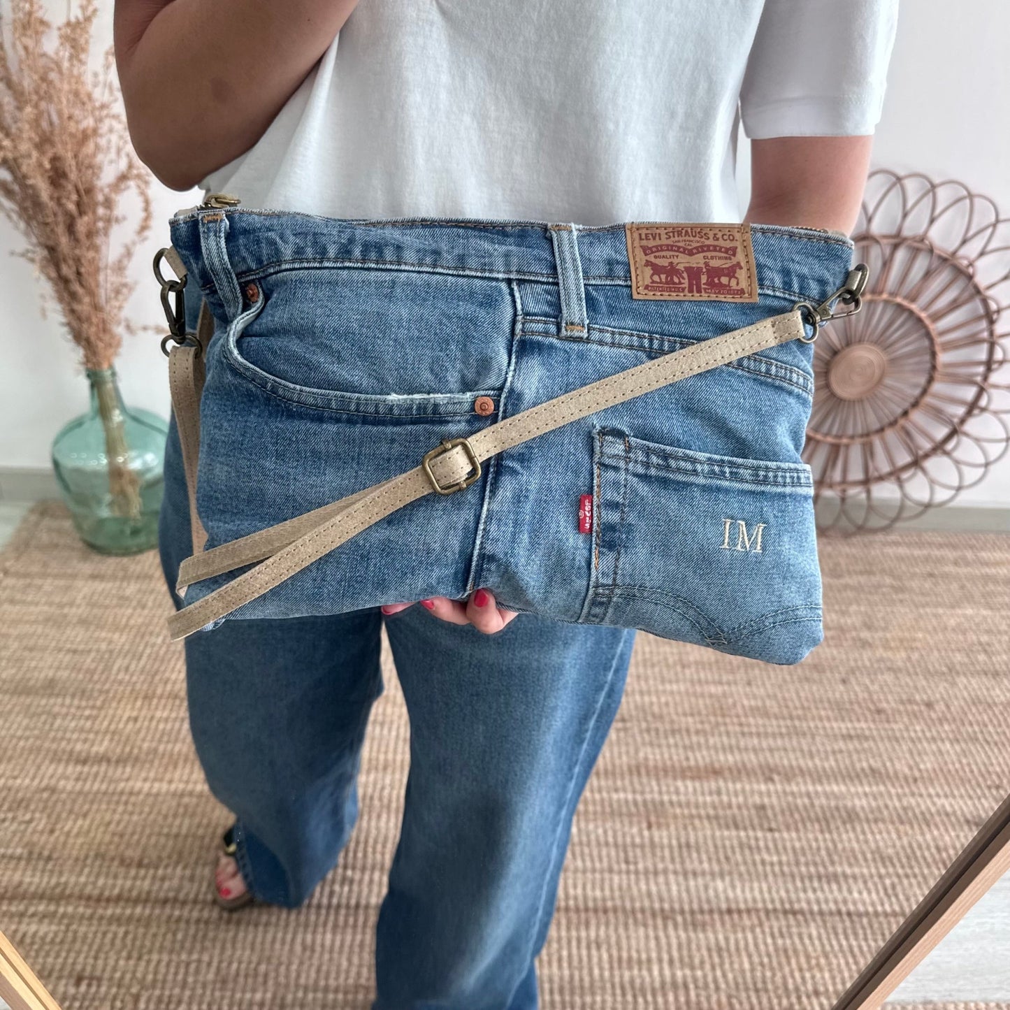 Bandolera denim asas piel taupe iniciales bordadas - Bubbleshopbcn