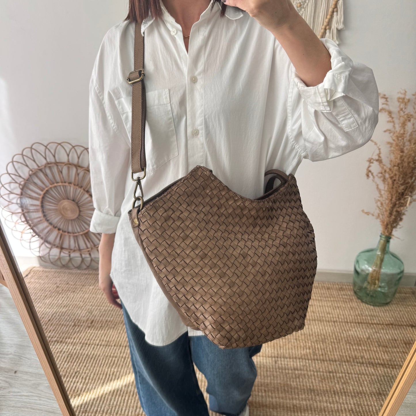 Bolso trapecio piel lavada taupe