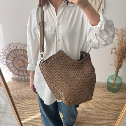 Bolso trapecio piel lavada taupe