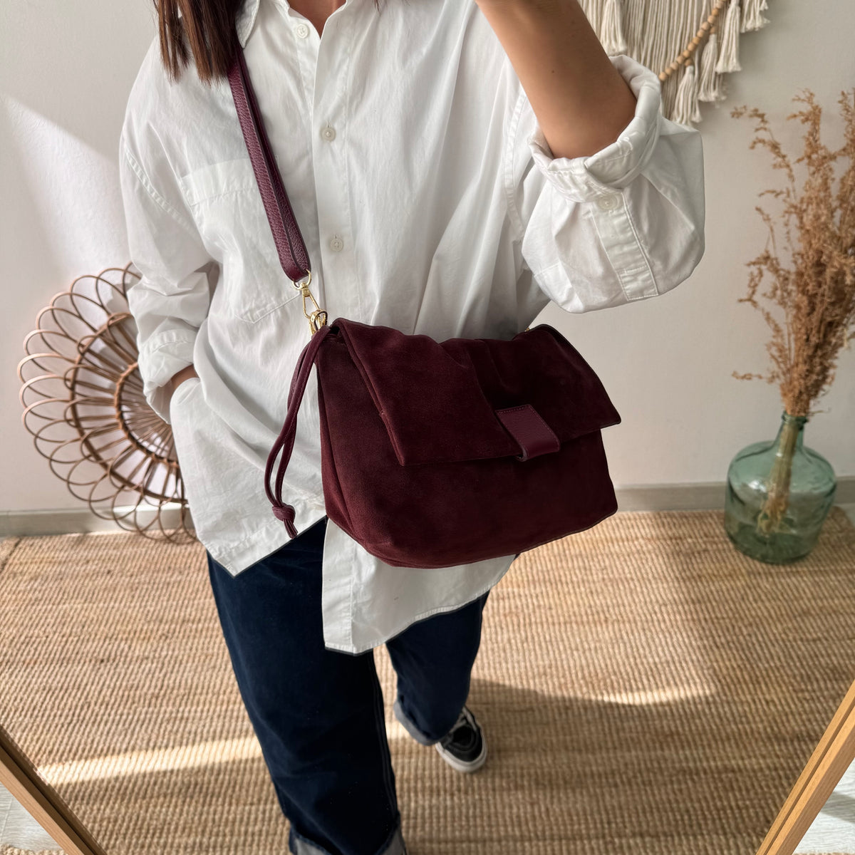 Bolso de Hombro Fruncido de Serraje granate
