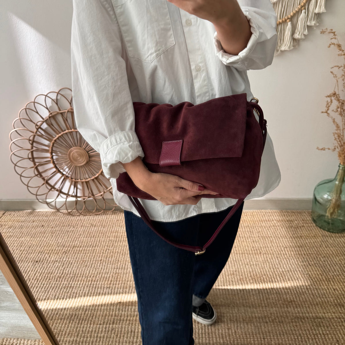 Bolso de Hombro Fruncido de Serraje granate