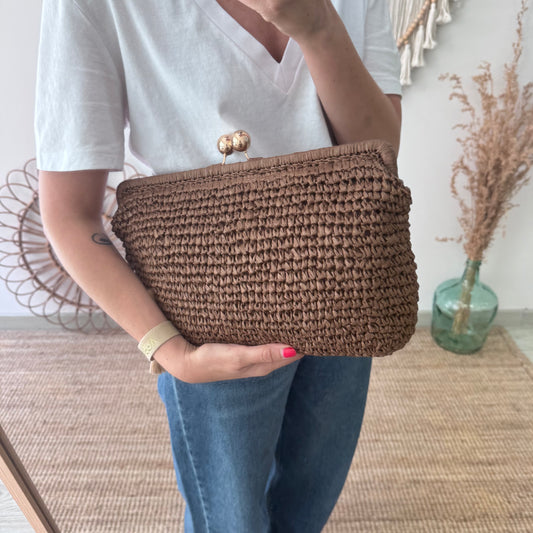 Bolso boquilla trenzado marrón