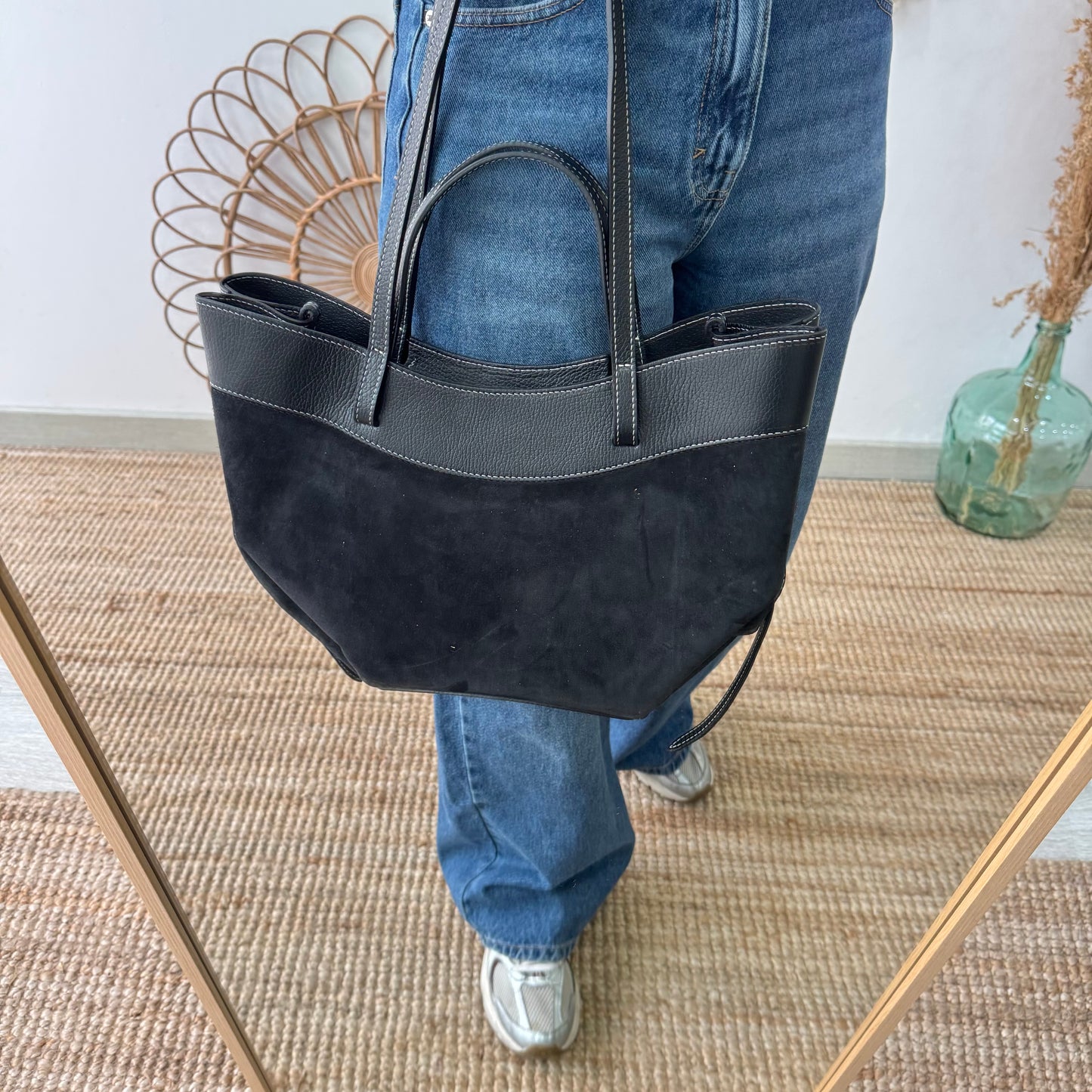 Bolso tote piel y serraje negro