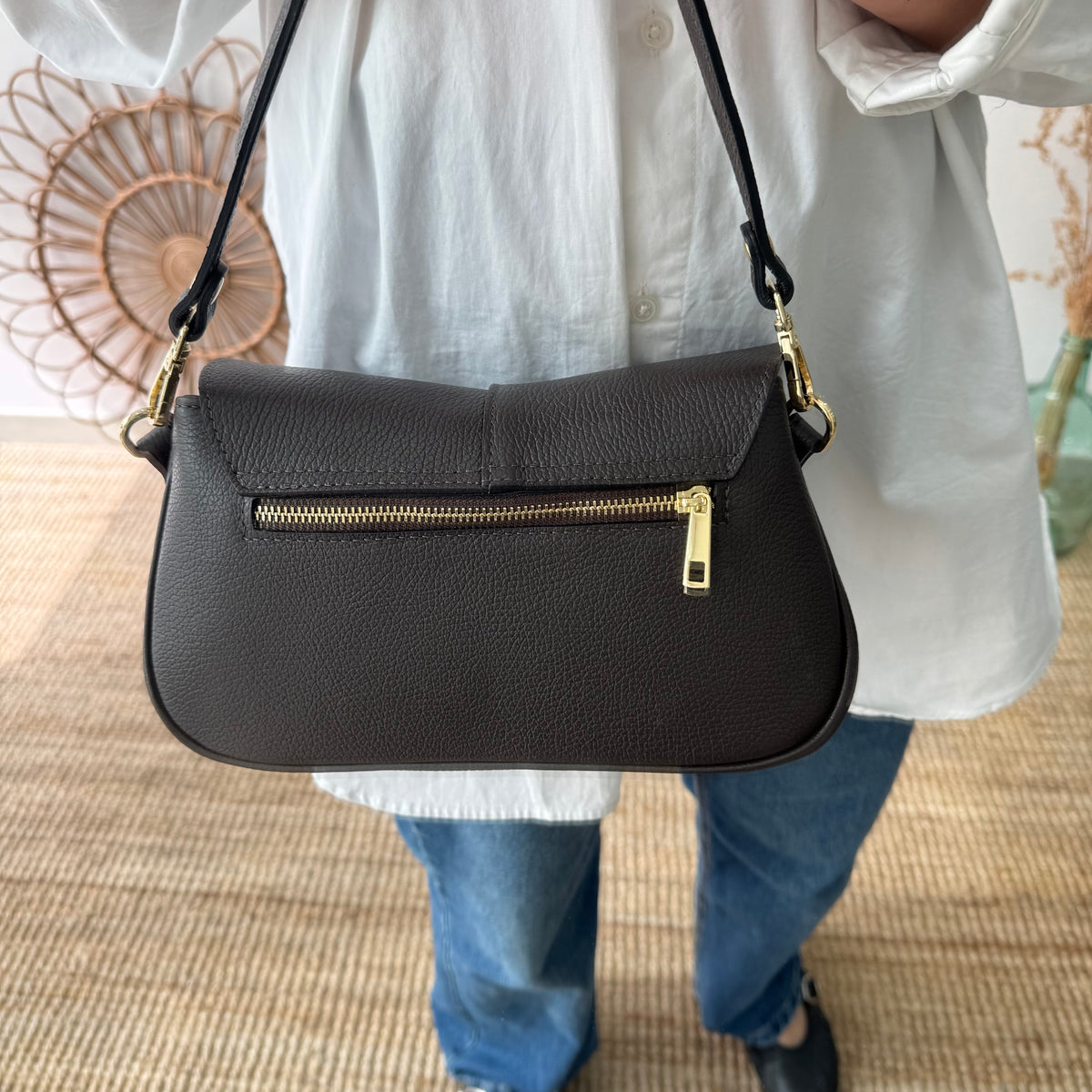 Bolso Bandolera de Piel con Solapa marrón chocolate