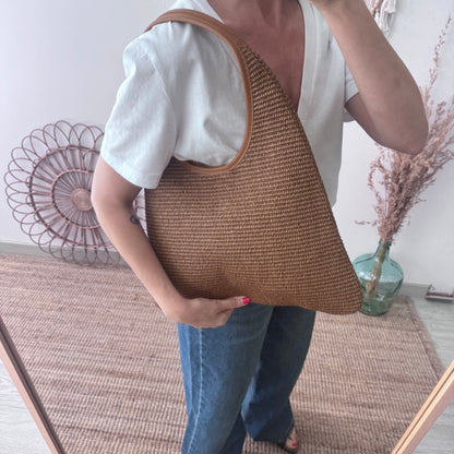 Bolso hobo combinado piel y rafia marrón claro