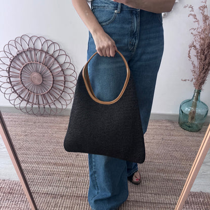 Bolso hobo combinado piel y rafia negro