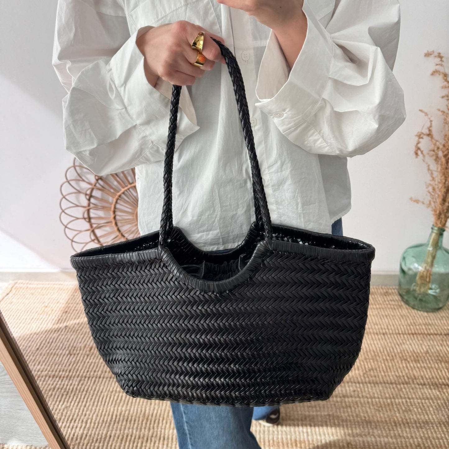 Capazo de piel trenzada negro mediano - Bubbleshopbcn