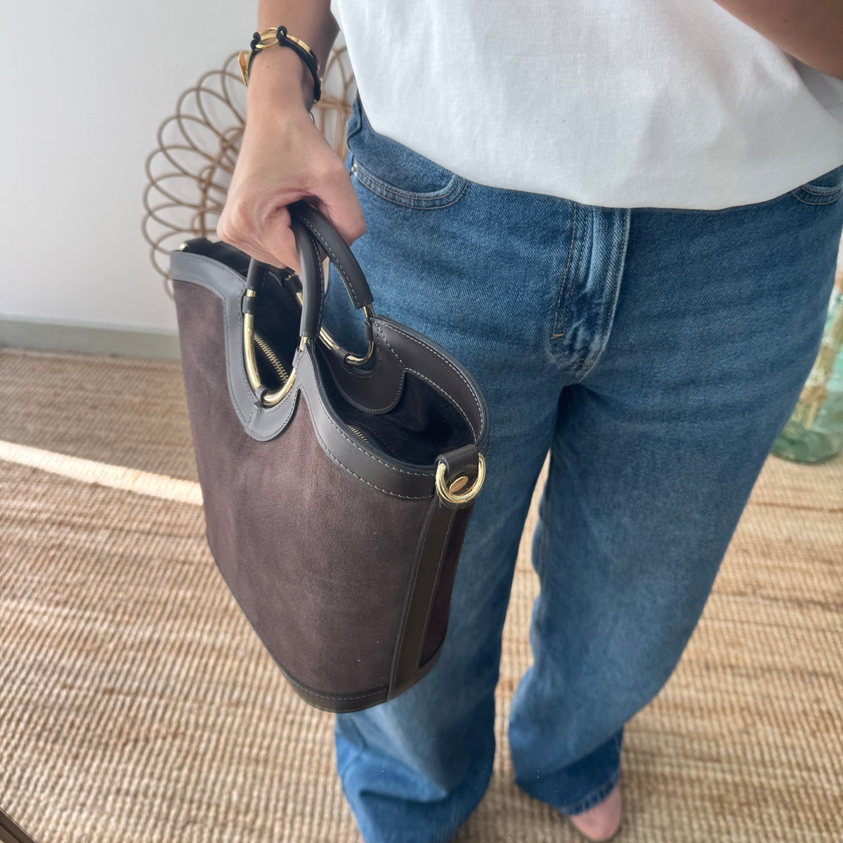 Bolso Cubo en piel y serraje marrón