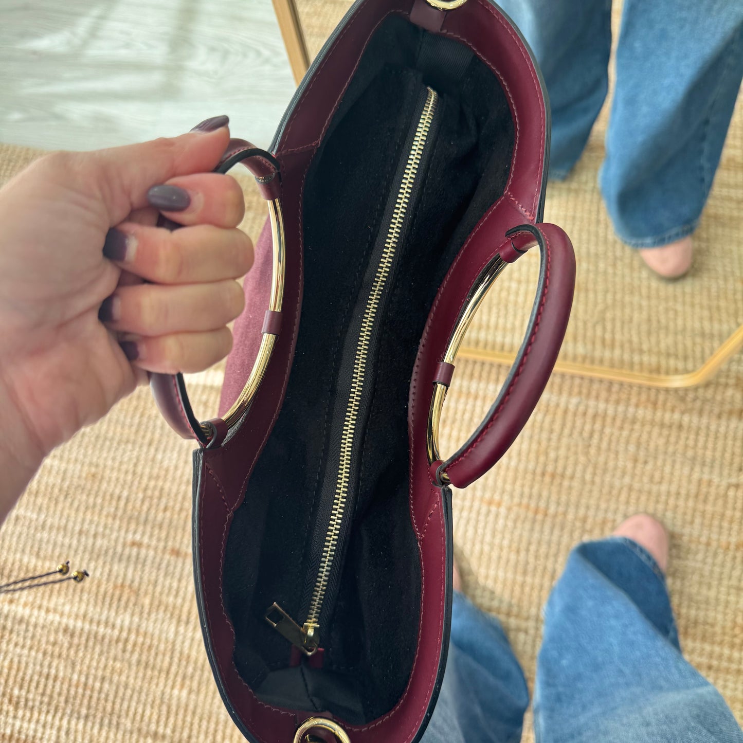 Bolso Cubo en piel y serraje burdeos