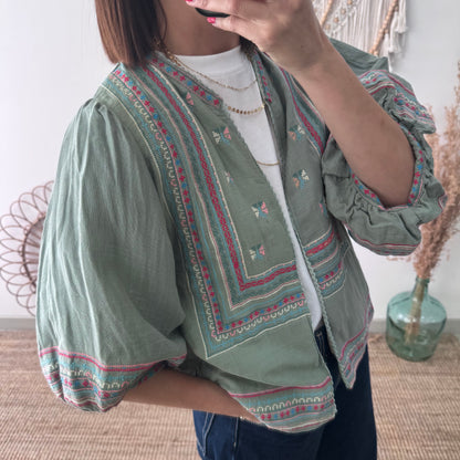 Chaqueta kimono corta caqui con bordados