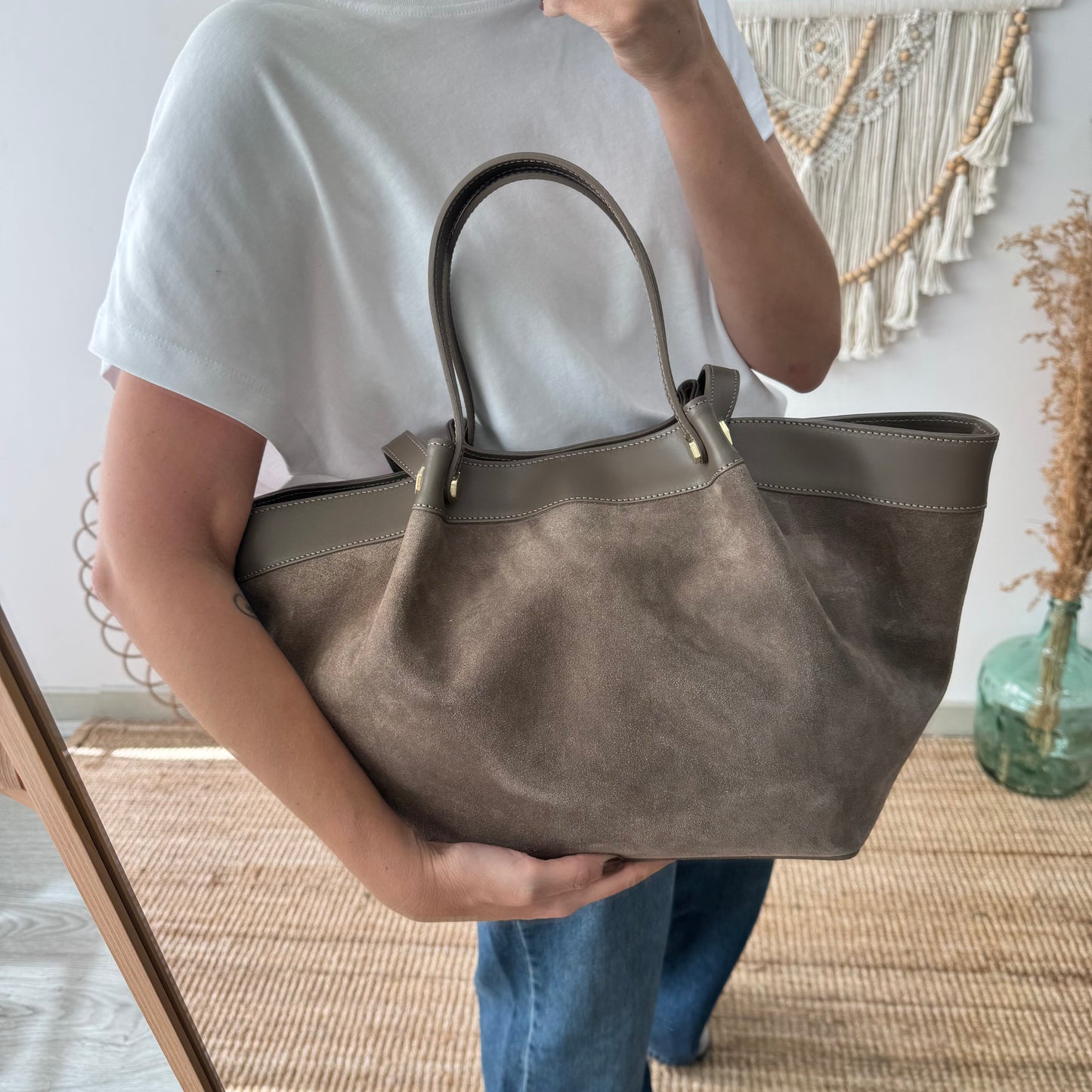 Shopper en piel y serraje taupe