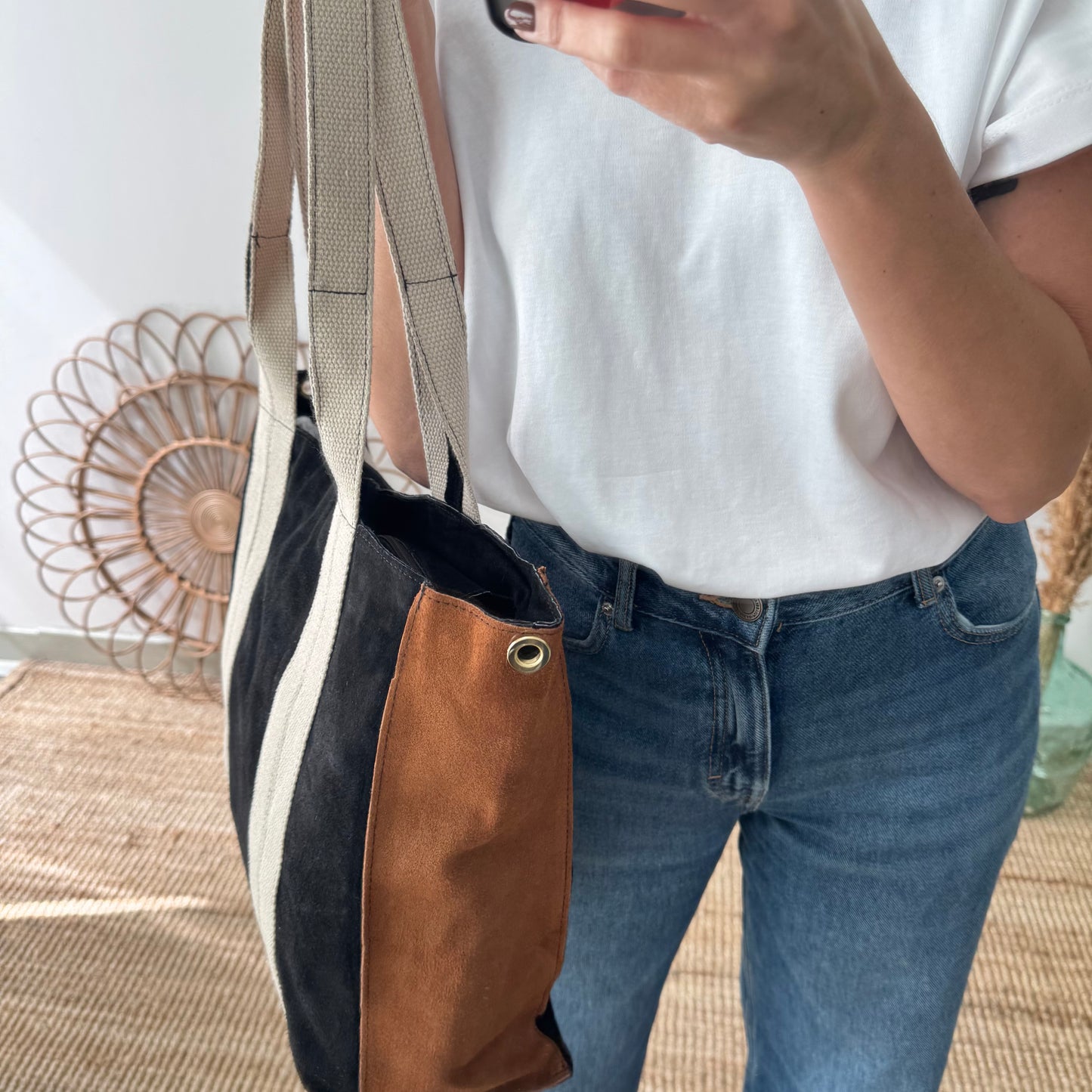 Bolso tote serraje y lona negro