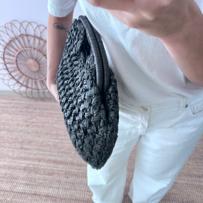 Bolso asa integrada trenzado negro