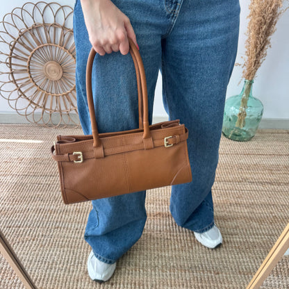 Bolso piel cierre cinturón camel