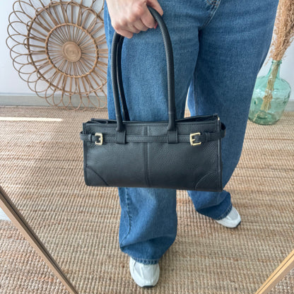 Bolso piel cierre cinturón negro