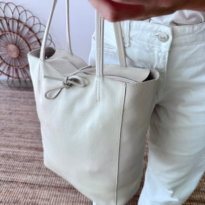 Bolso grande piel  beige personalizado iniciales bordadas