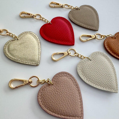 1 LLAVERO CORAZÓN PIEL