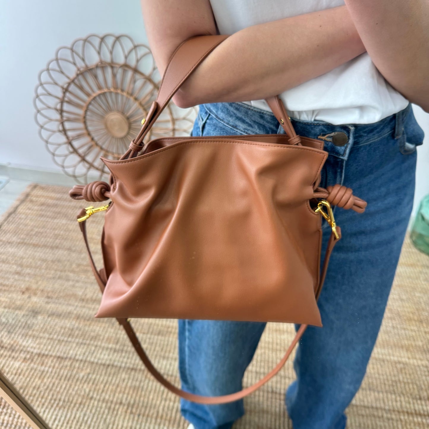 Bolso fruncido piel camel