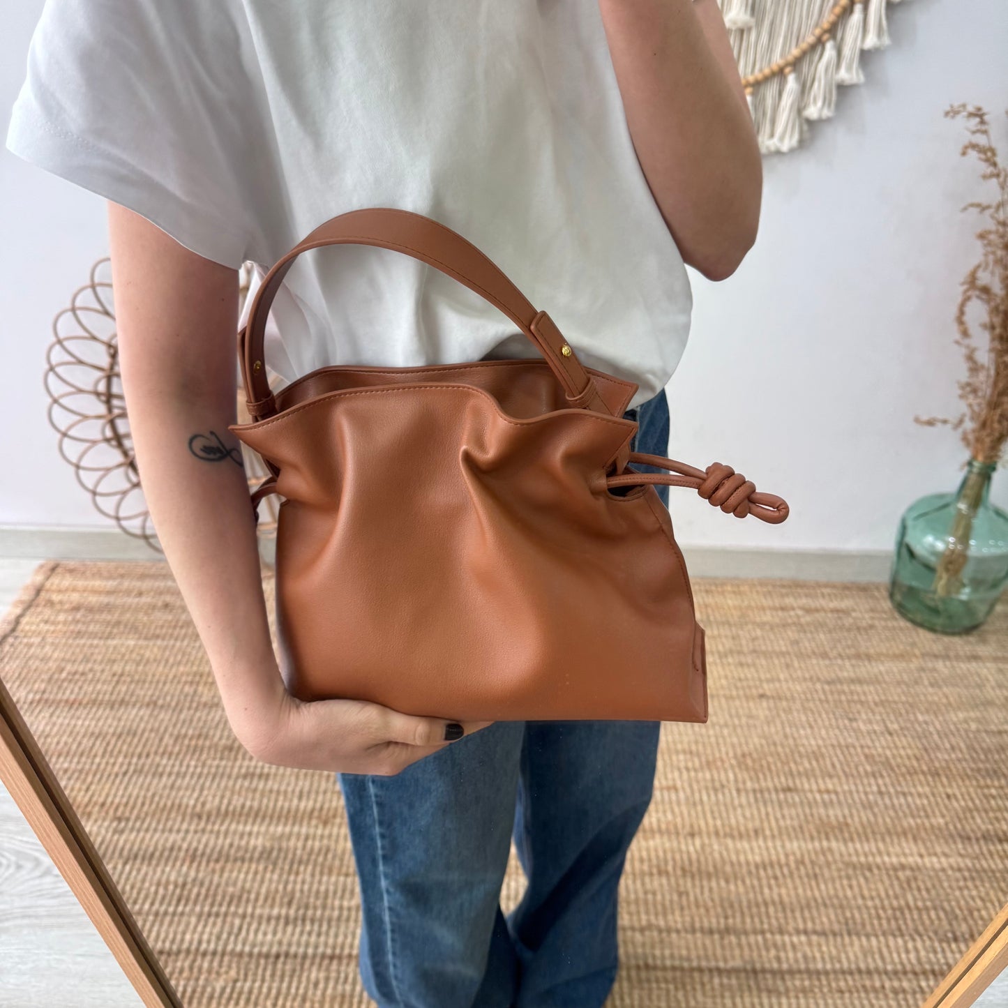 Bolso fruncido piel camel