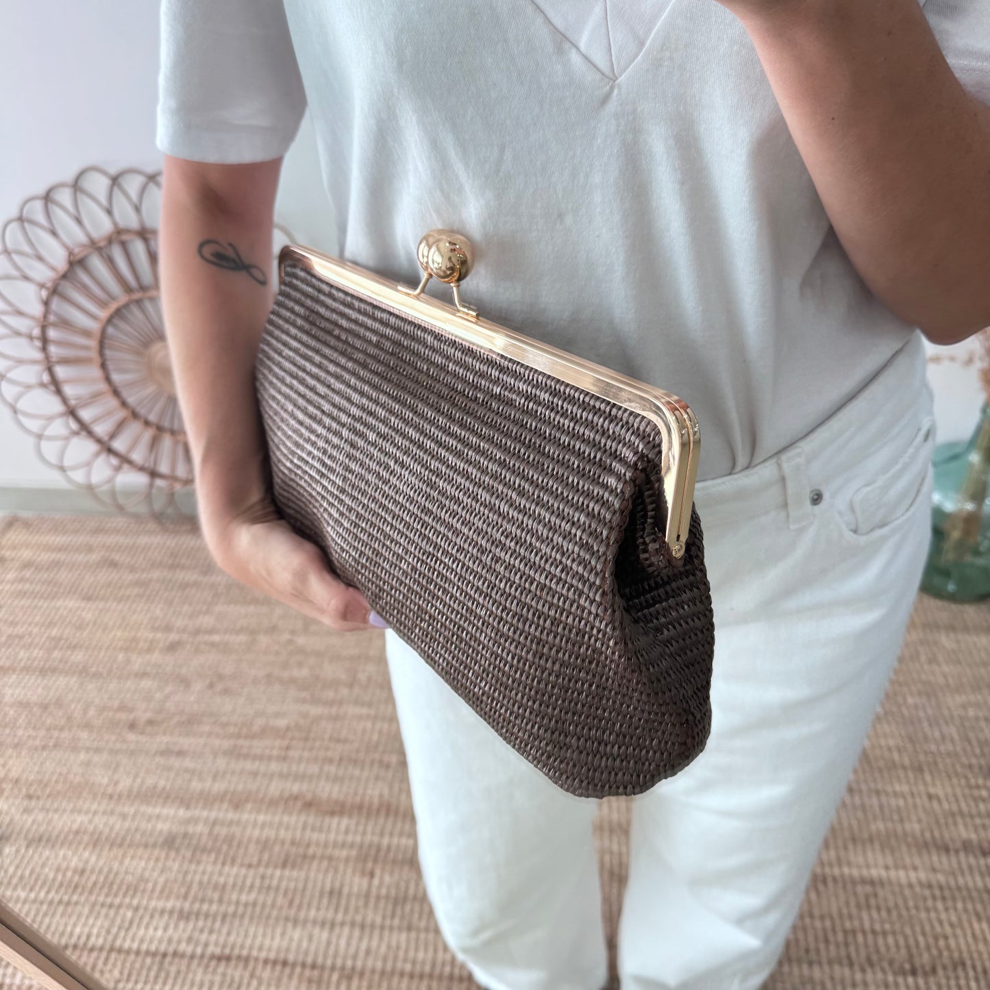 Bolso clutch boquilla marrón