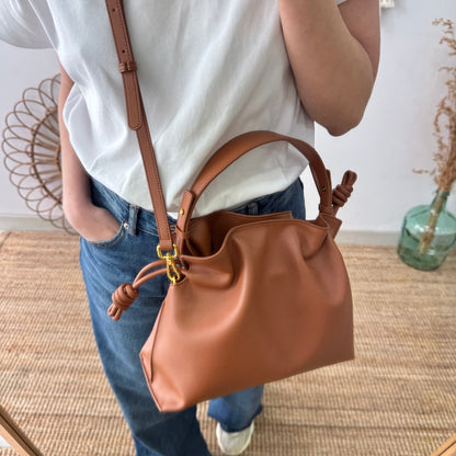 Bolso fruncido piel camel