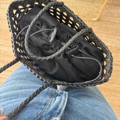 Bolso rejilla de piel negro