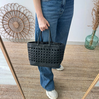 Bolso rejilla de piel negro