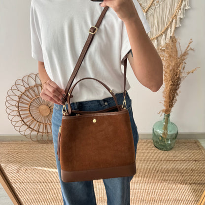 Bolso trapecio combinado serraje y piel camel