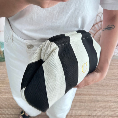 Clutch rayas negro beige personalizado