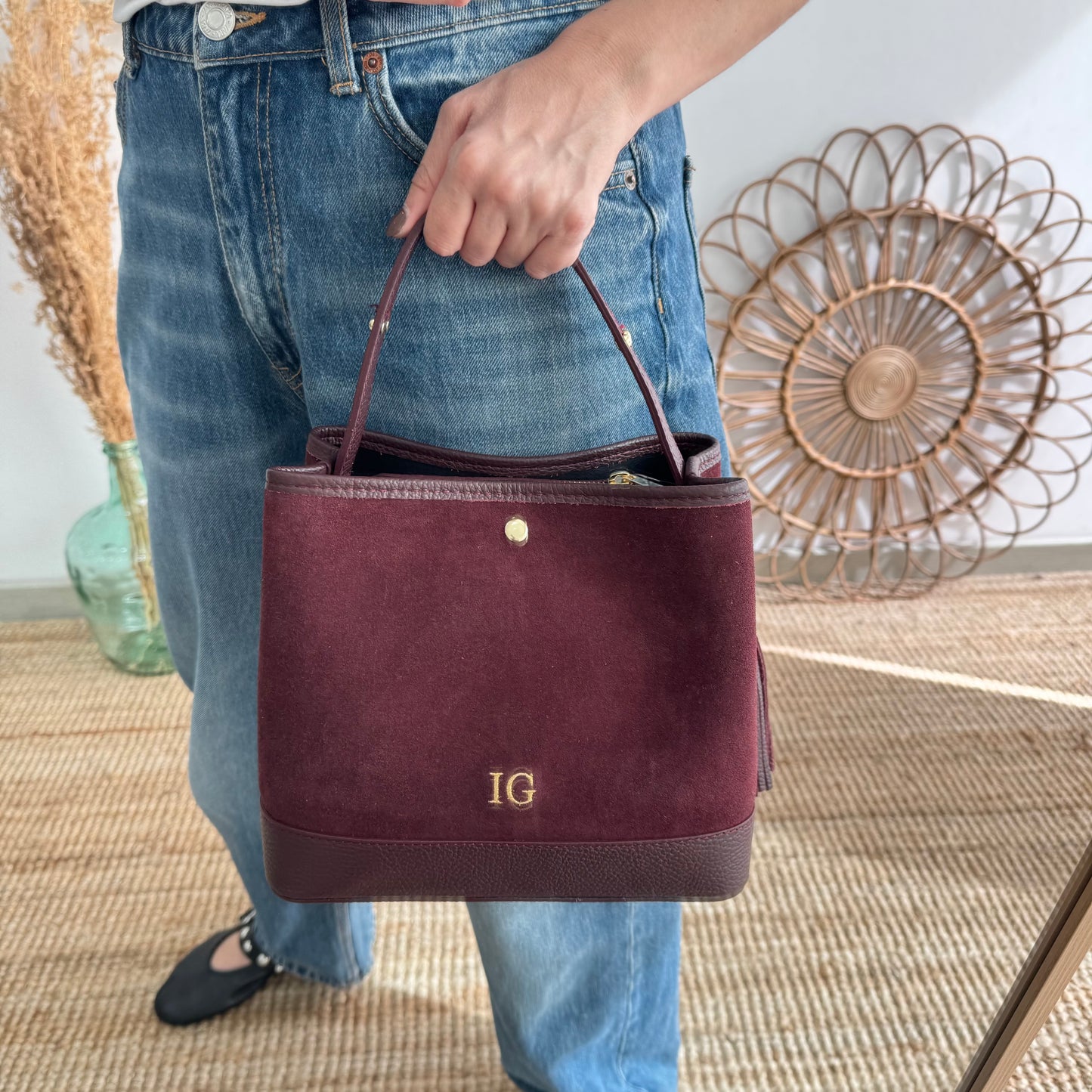 Bolso trapecio combinado serraje y piel granate