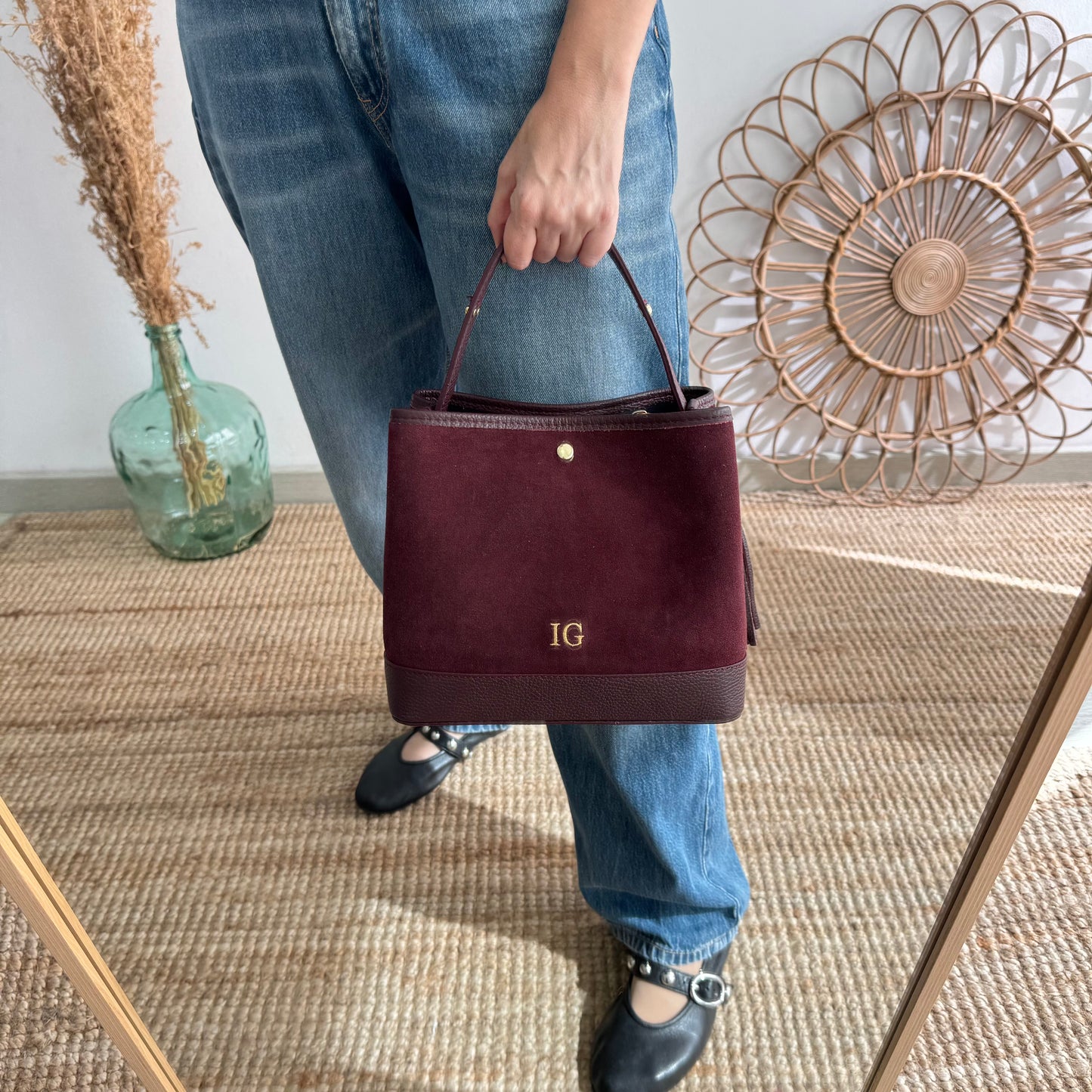 Bolso trapecio combinado serraje y piel granate