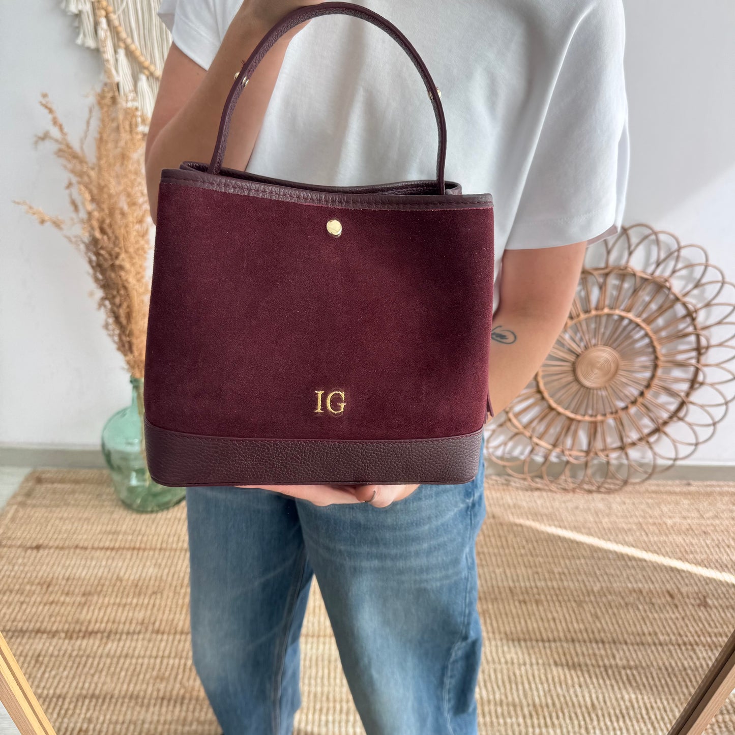 Bolso trapecio combinado serraje y piel granate