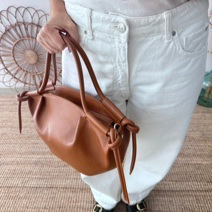 Bolso fruncido lateral camel