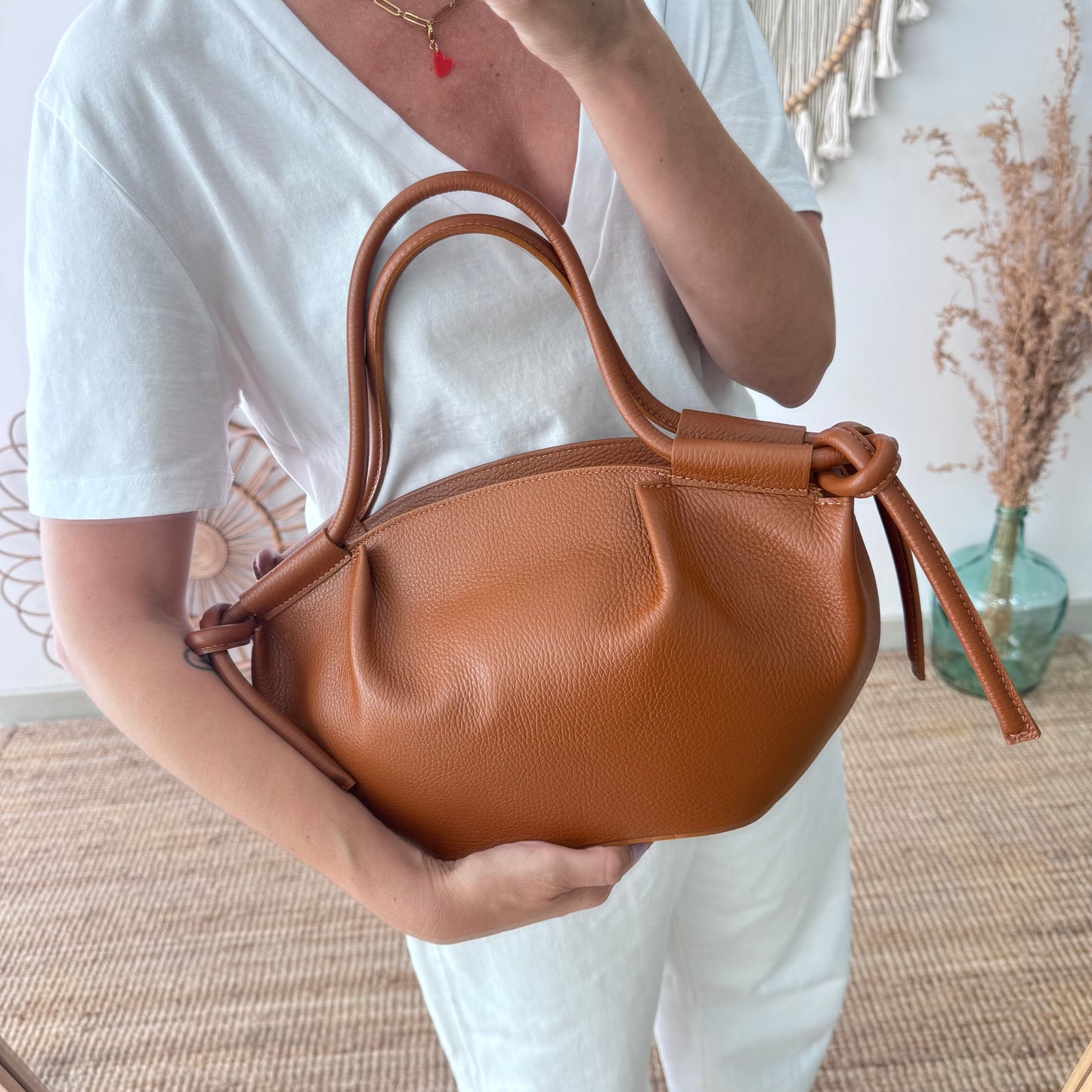 Bolso fruncido lateral camel