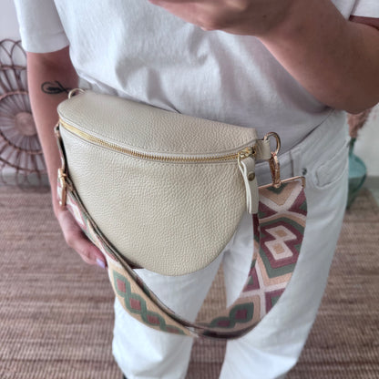 Riñonera/bandolera grande piel beige/oro iniciales bordadas