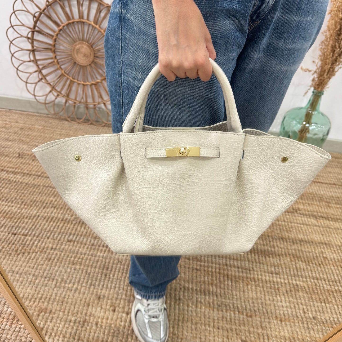 Bolso tote cierre piel beige
