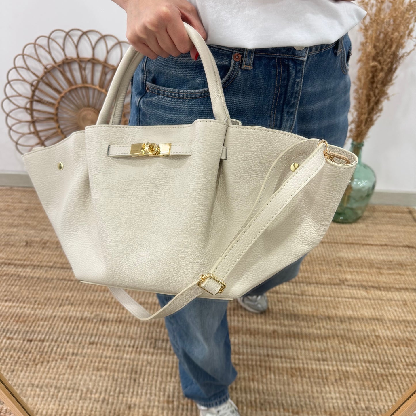 Bolso tote cierre piel beige