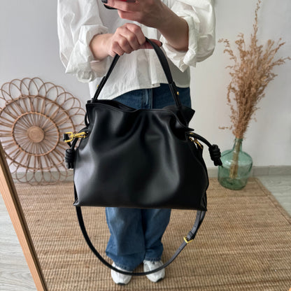 Bolso fruncido piel negro