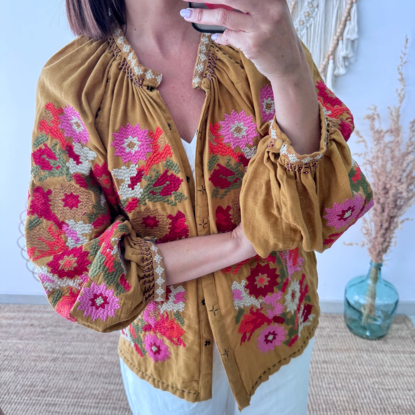 Chaqueta kimono corta mostaza bordados