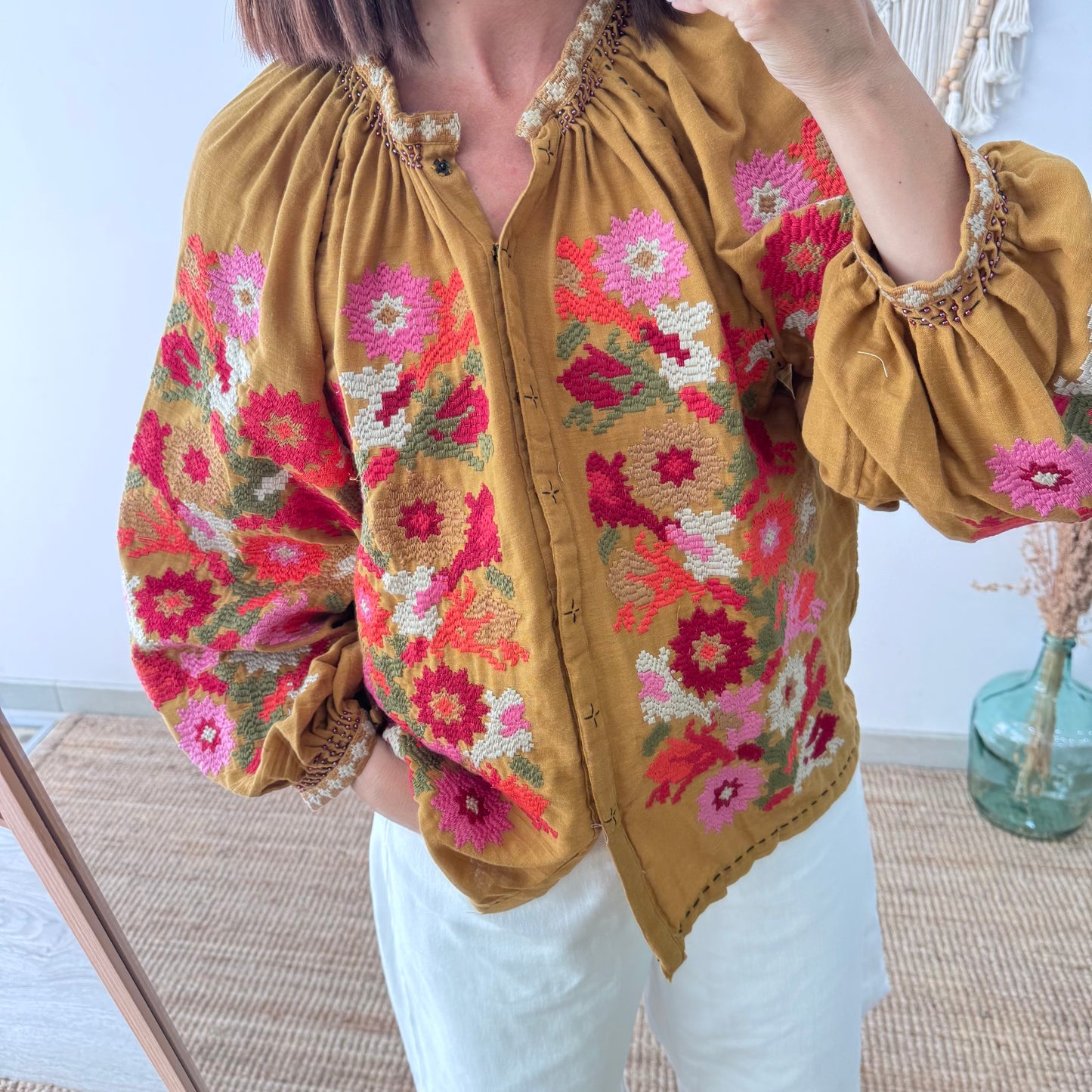 Chaqueta kimono corta mostaza bordados