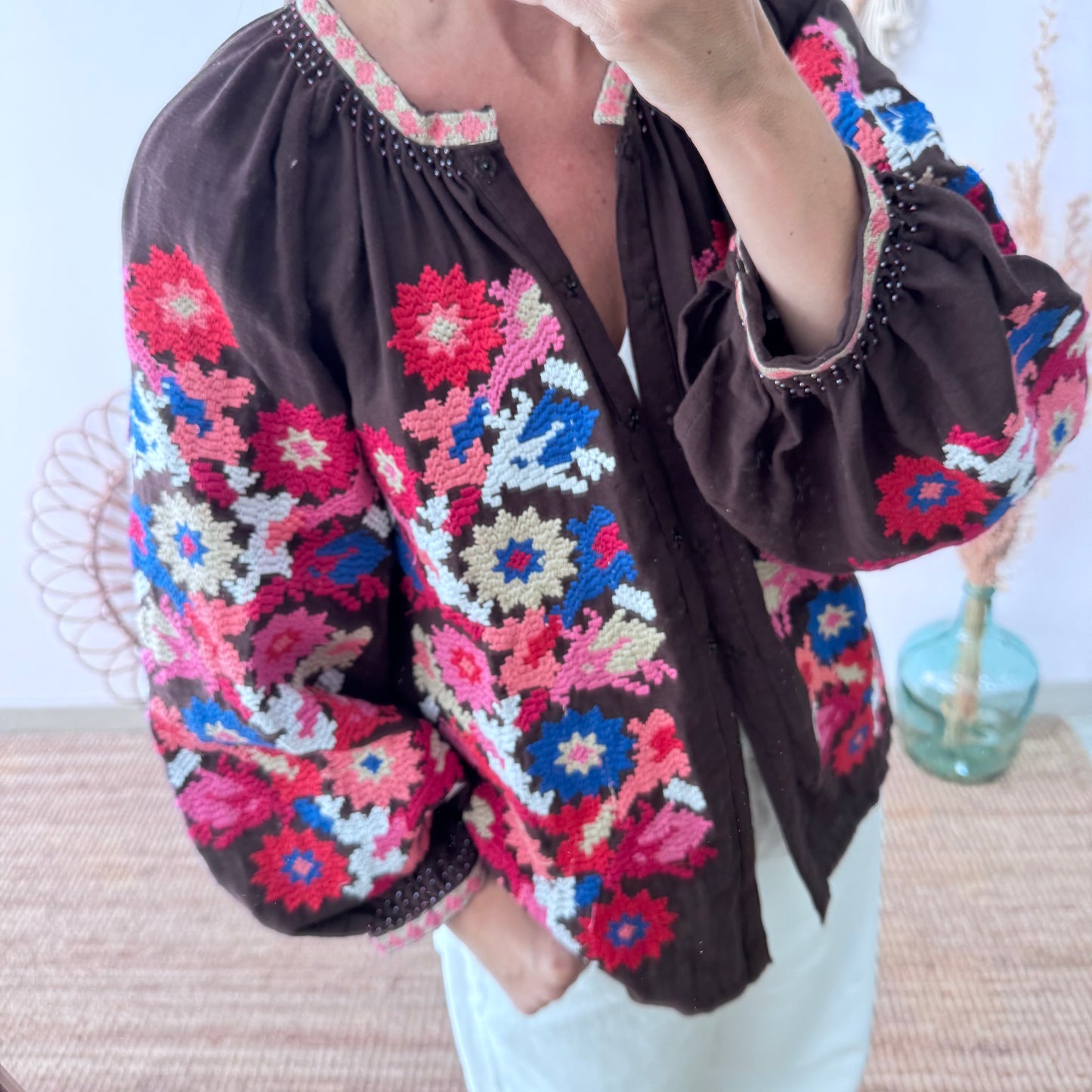 Chaqueta kimono corta marrón chocolate bordados