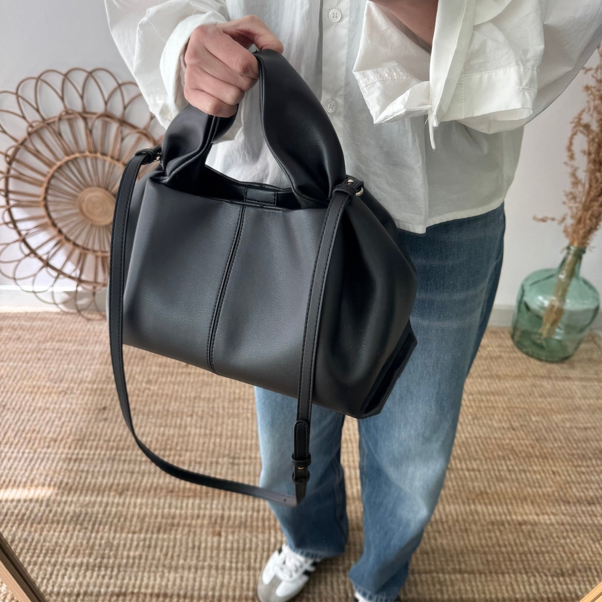 Bolso pliegue piel negro - Bubbleshopbcn