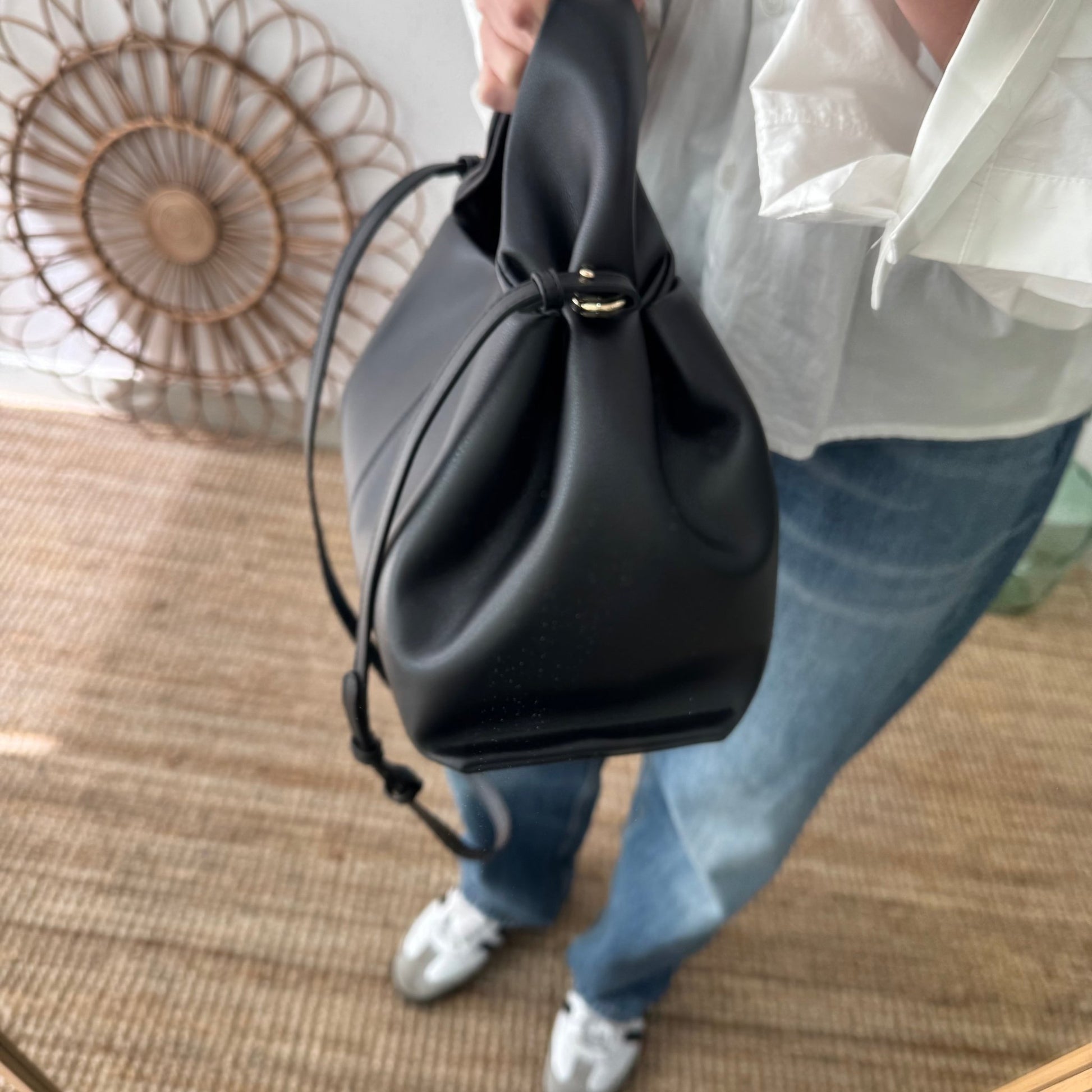Bolso pliegue piel negro - Bubbleshopbcn