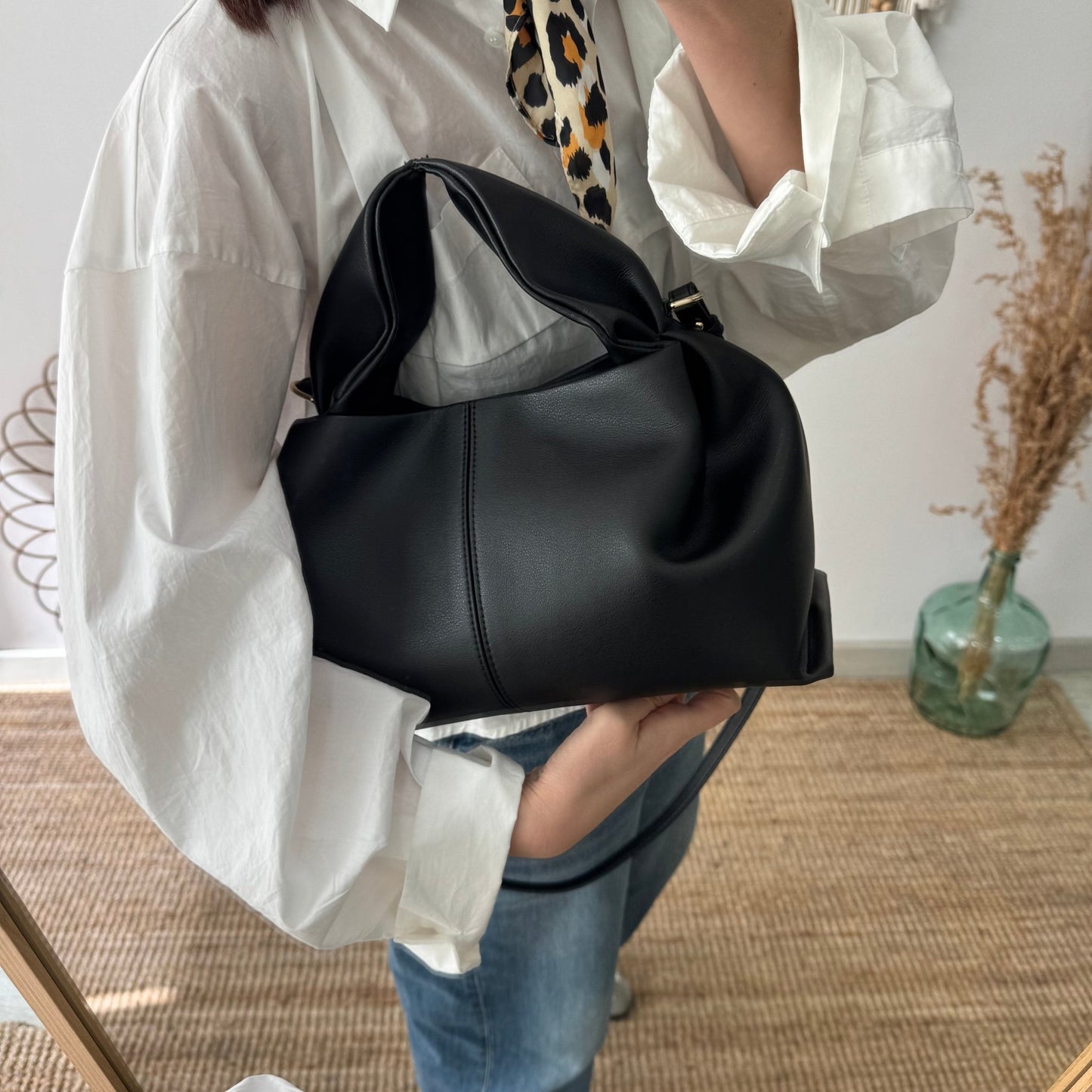 Bolso pliegue piel negro - Bubbleshopbcn