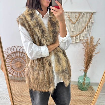 Chaleco de pelo natural beige y caramelo